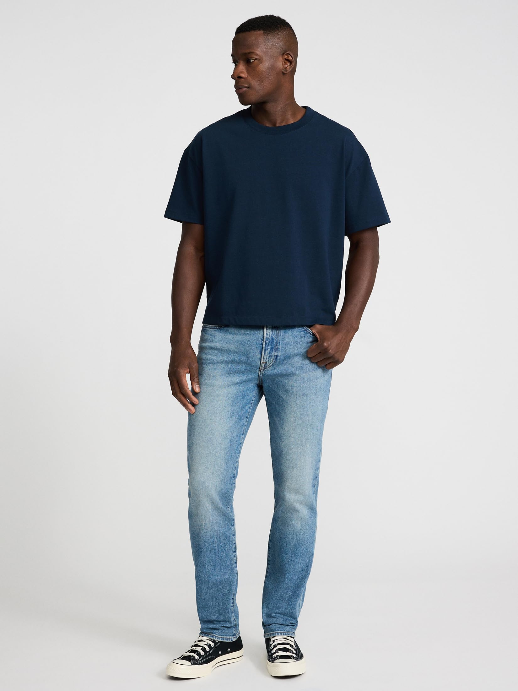 EXPRESS Men’s Slim Stretch Jeans – Tailored Fit Denim, Medium Wash - Image 4