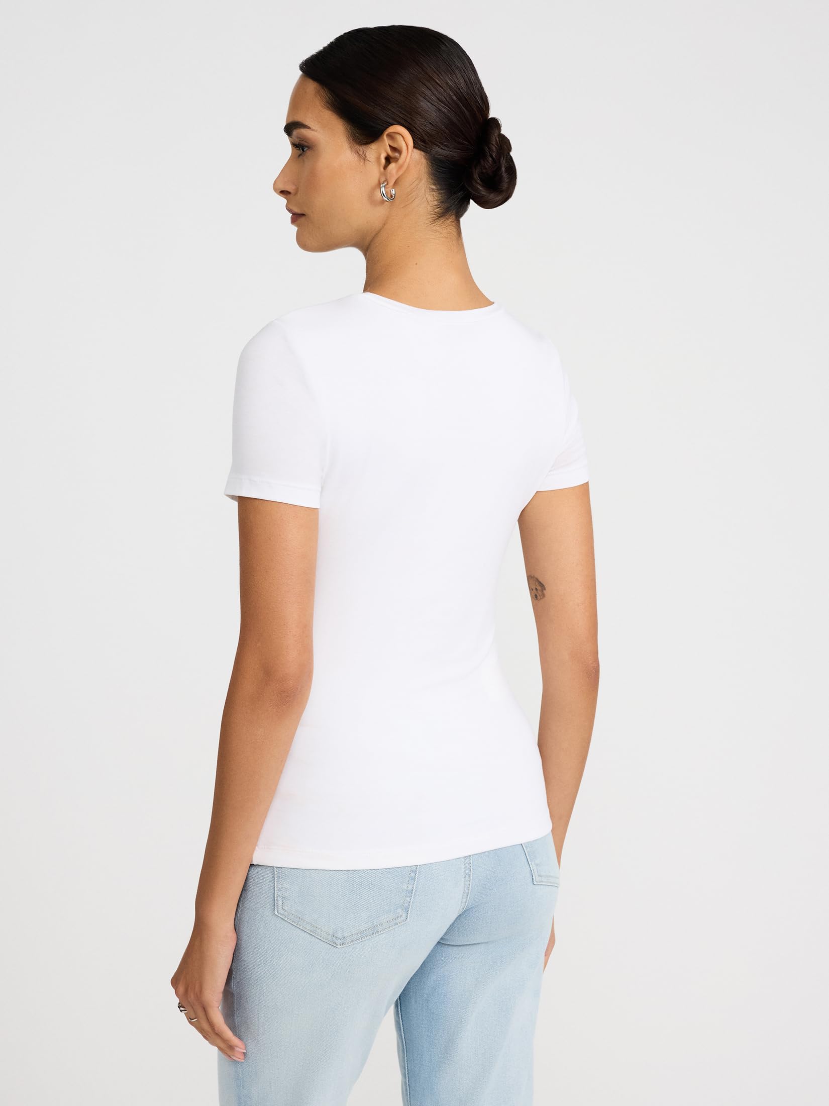 EXPRESS Women’s Supersoft Crew Neck Tee – Fitted Double-Layer T-Shirt with Soft Feel and Everyday Essential Style - Image 3