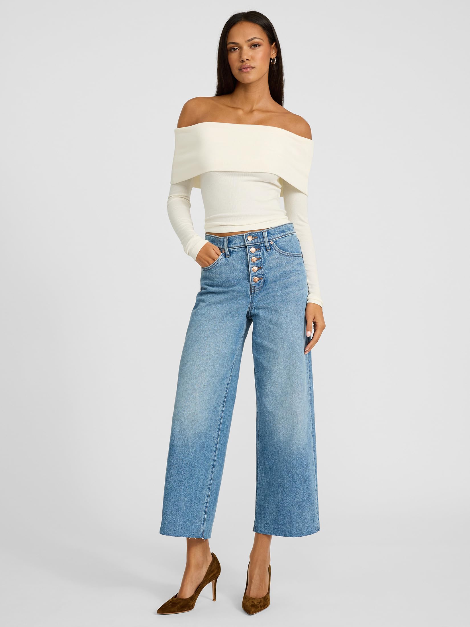 EXPRESS Women’s Wide-Leg Ankle Jeans – High Waisted Stretch Denim with Raw Hem Detail – Medium Wash - Image 4